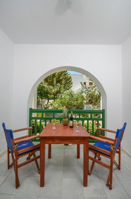 Despina Hotel Agia Anna  エクステリア 写真